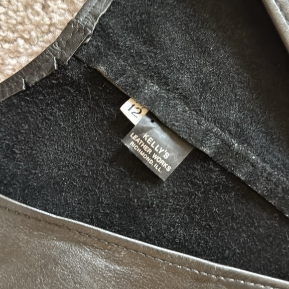 Kelly’s Leather Works 100% Leather Black Vest Buffalo Nickel Concho size 12 - Picture 8 of 10